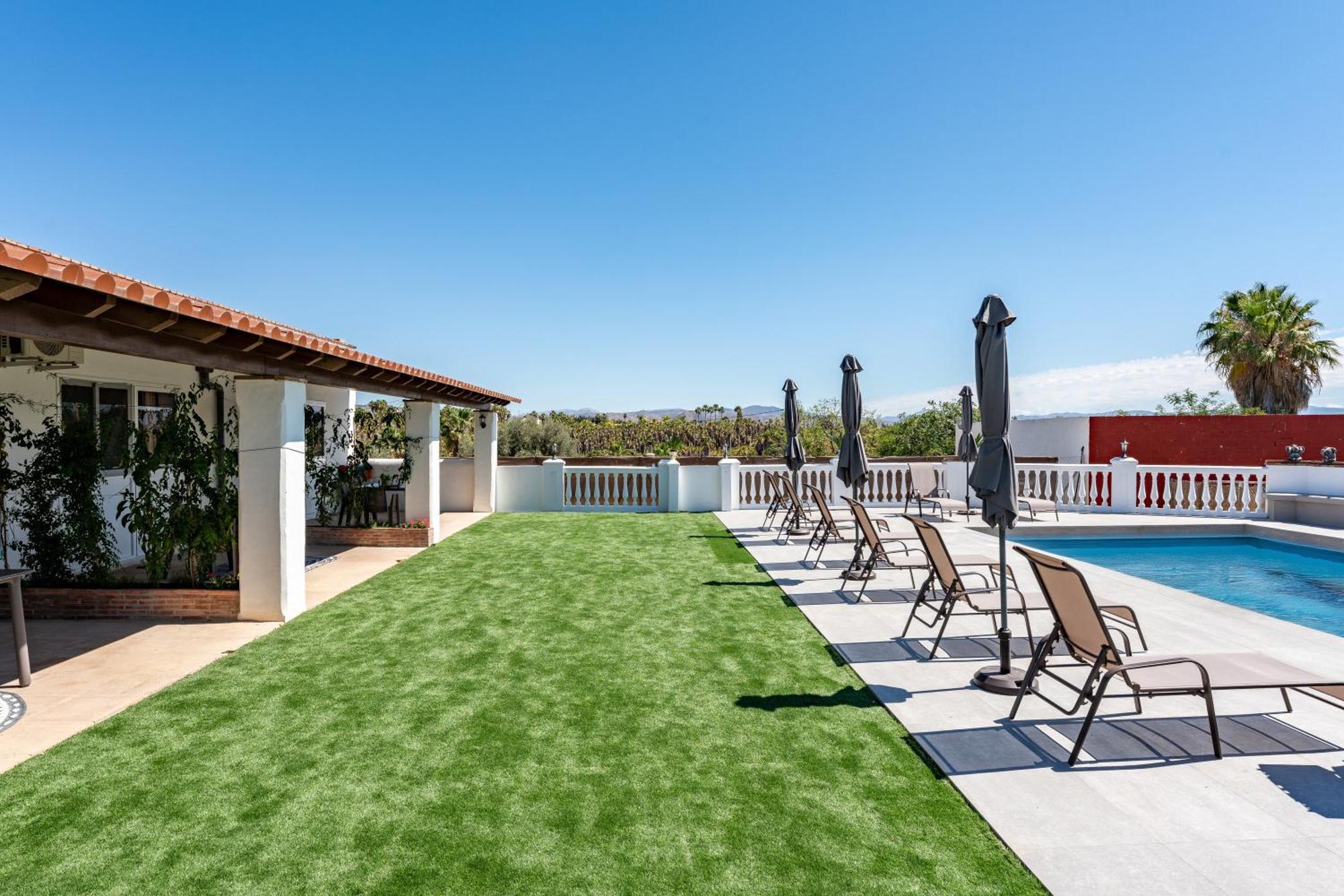 La Casa De Familia Bed & Breakfast Málaga Dış mekan fotoğraf