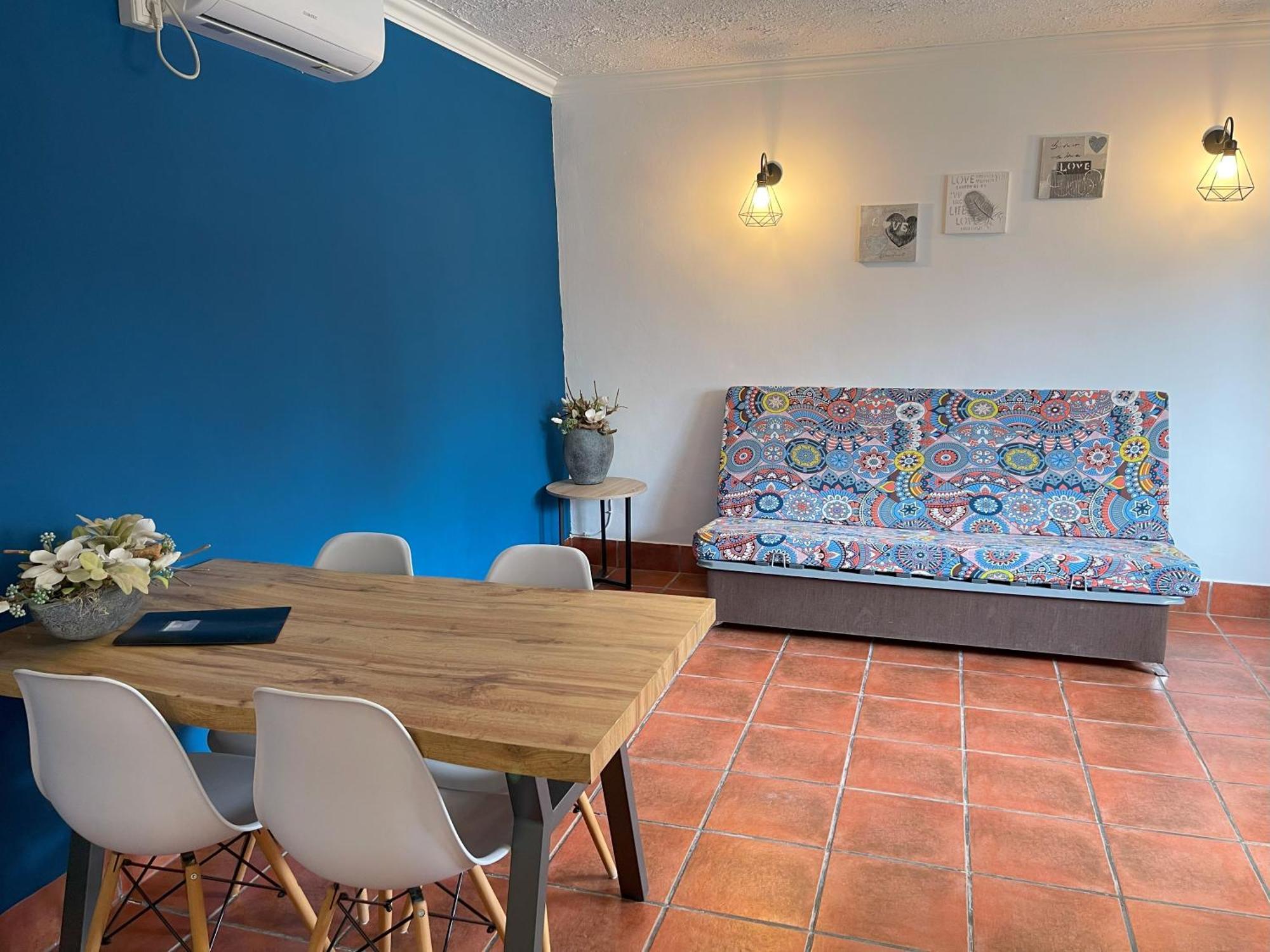 La Casa De Familia Bed & Breakfast Málaga Dış mekan fotoğraf