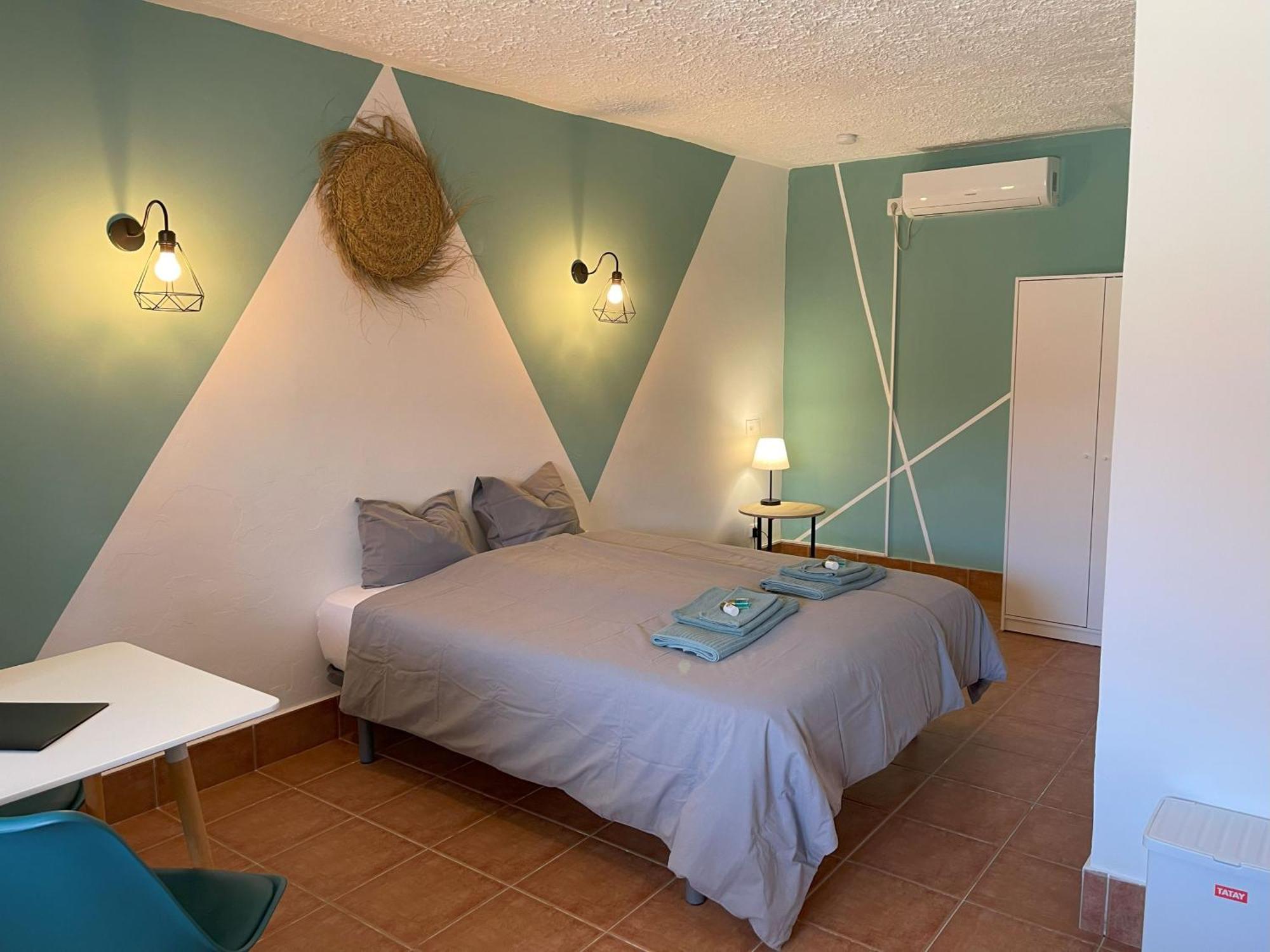La Casa De Familia Bed & Breakfast Málaga Dış mekan fotoğraf