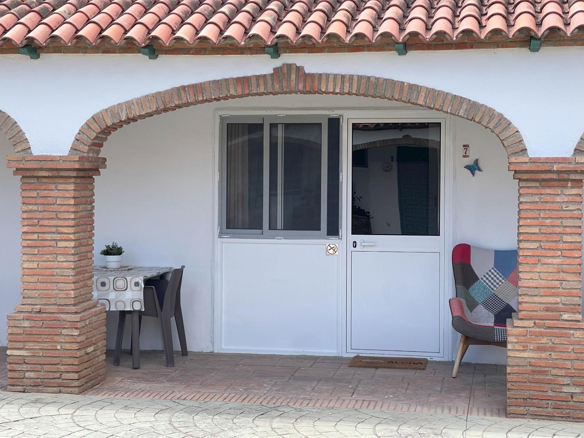La Casa De Familia Bed & Breakfast Málaga Dış mekan fotoğraf