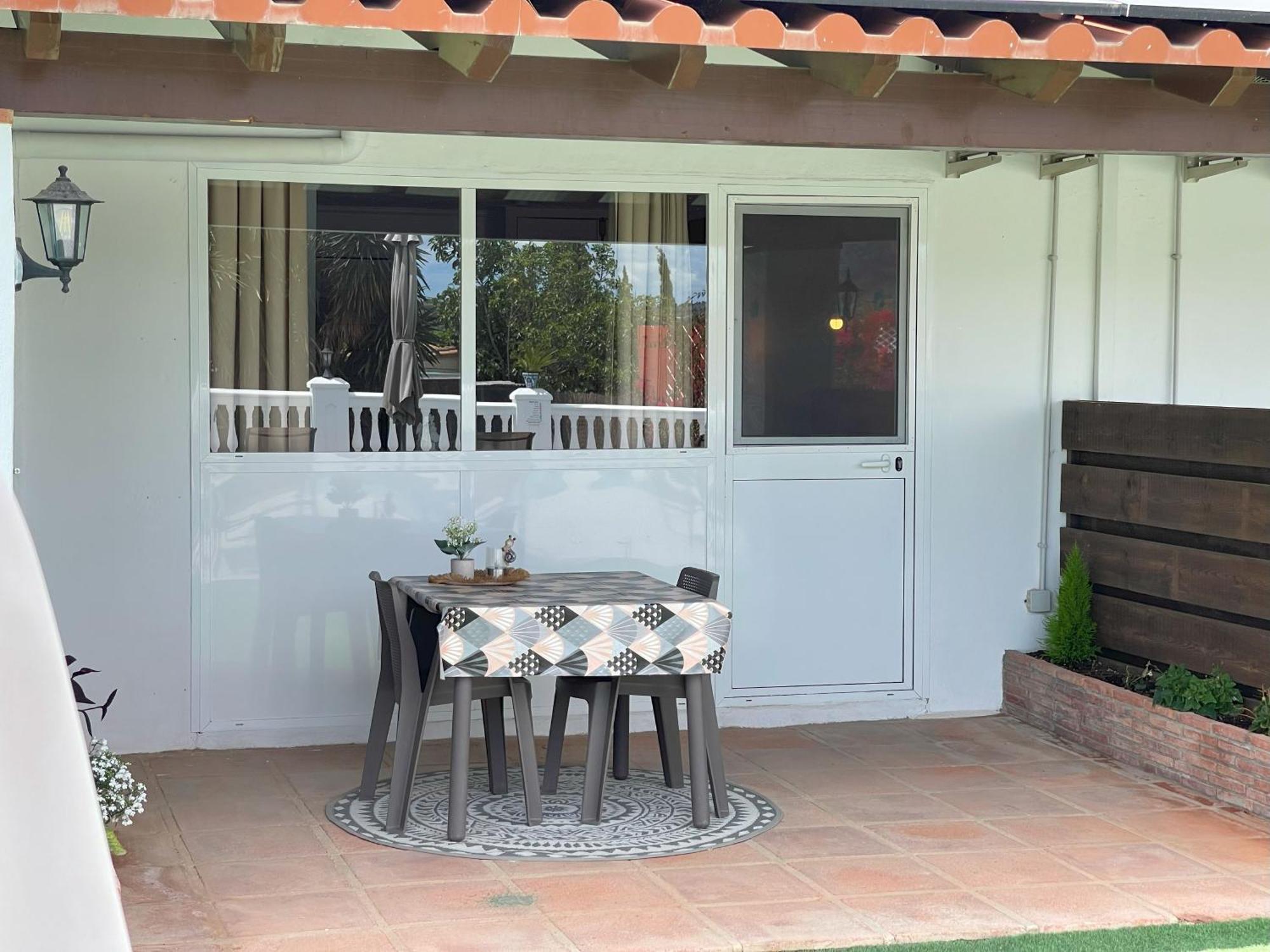La Casa De Familia Bed & Breakfast Málaga Dış mekan fotoğraf
