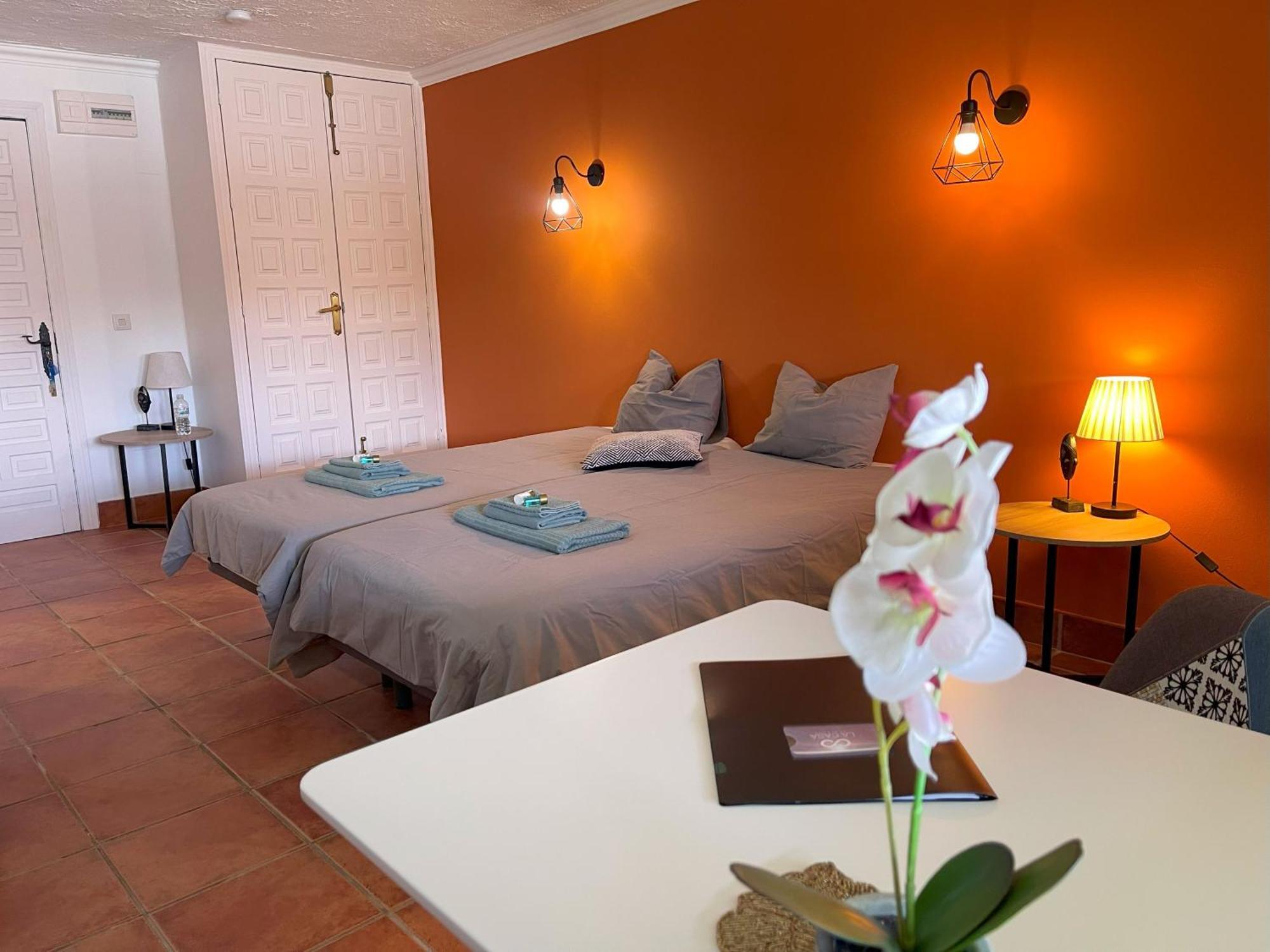 La Casa De Familia Bed & Breakfast Málaga Dış mekan fotoğraf
