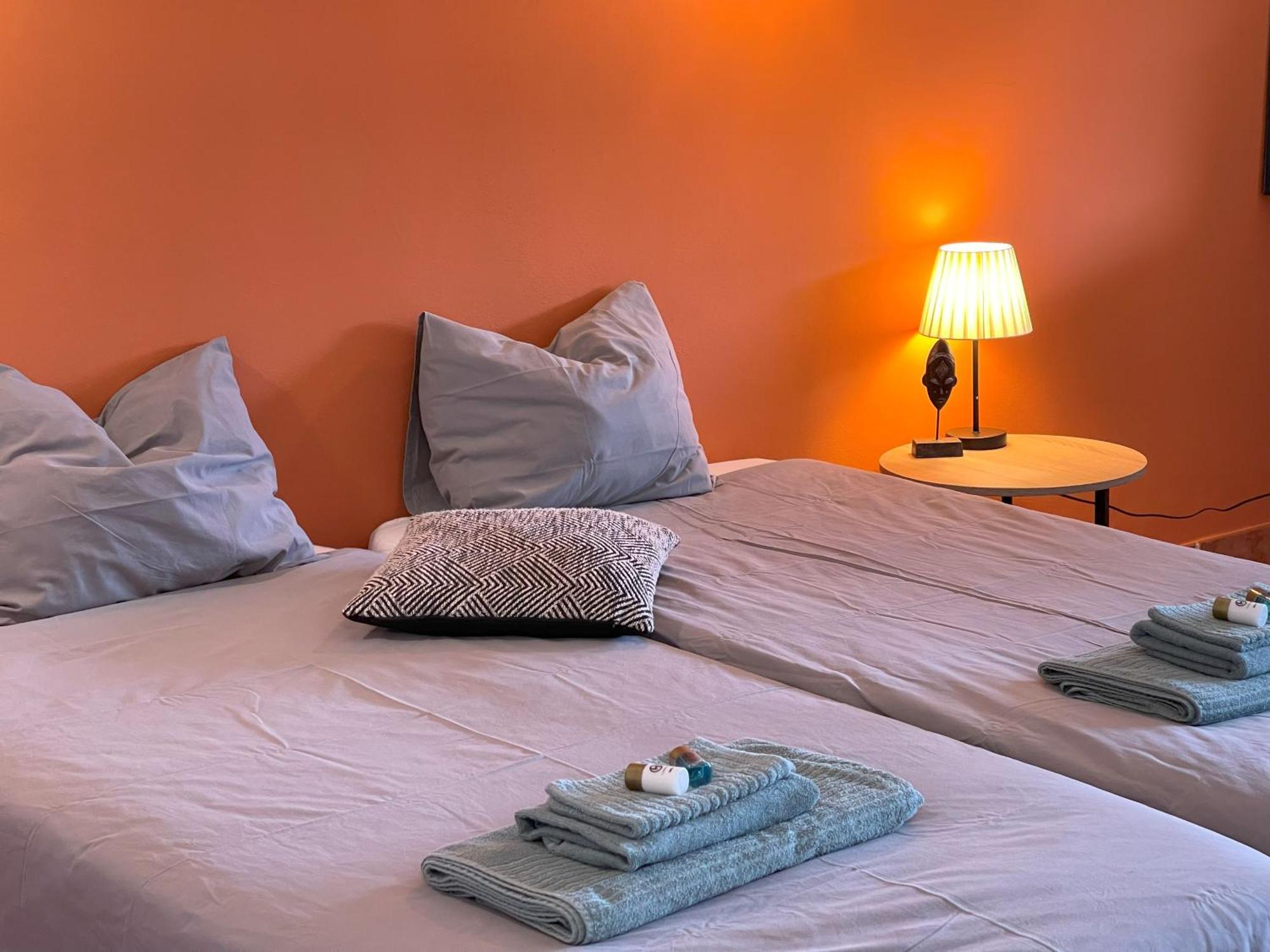 La Casa De Familia Bed & Breakfast Málaga Dış mekan fotoğraf